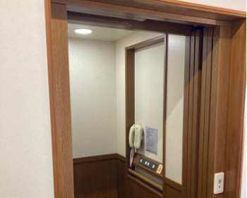 エレベーター①